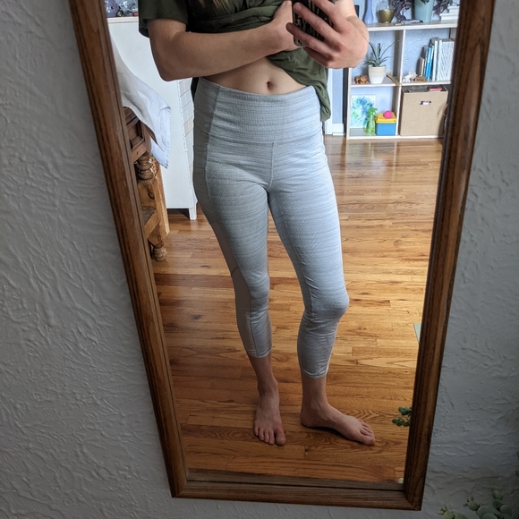 Athleta Chat to Town Leggings - Picture 2 of 16